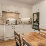 Semesterbostad Oak *