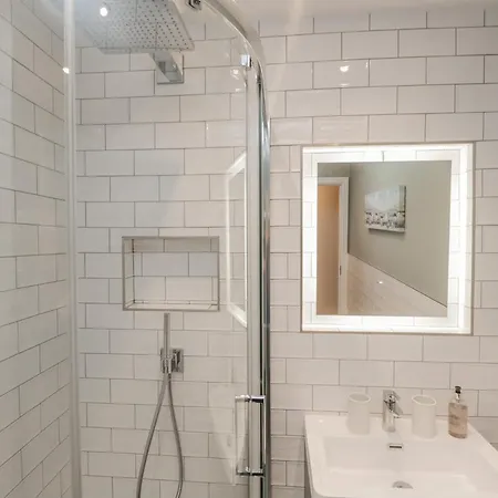 Oak Semesterbostad Windermere